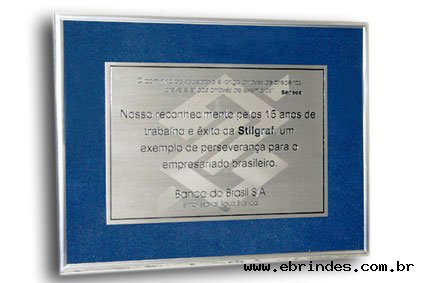 Placa de homenagem